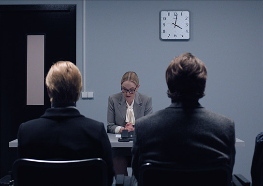 Tschulpan Nailjewna Chamatowa, Grigoriy Dobrygin (von hinten, v.l.n.r.) in "Quiet Life" (2024)