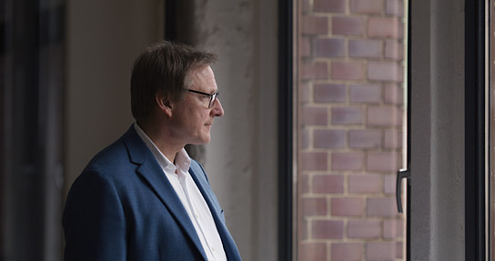 Dr. Andreas Krüger in "Blinder Fleck" (2025)