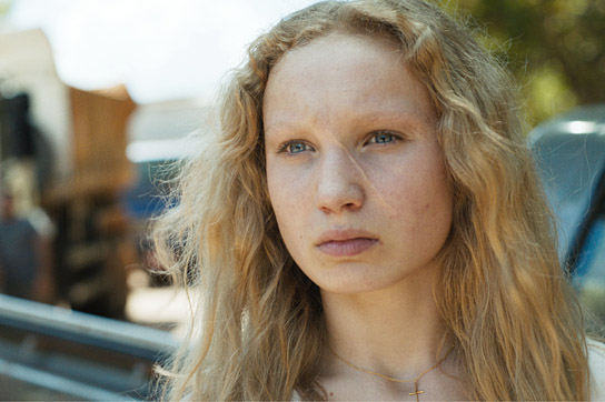 Helena Zengel in "Transamazonia" (2024)