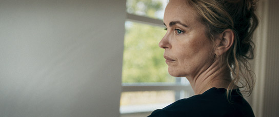 Nina Hoss in "Zikaden" (2025)