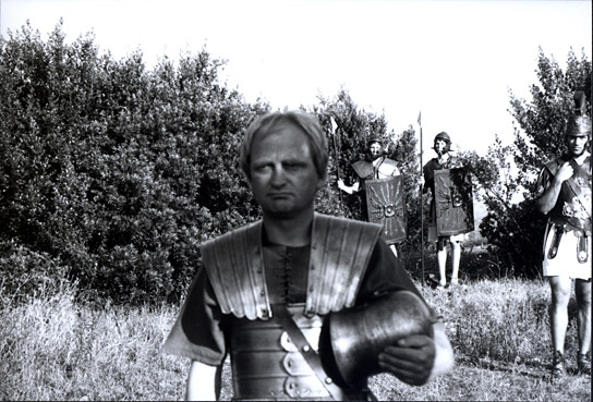 Gert Schaefer (vorne) in "Sulla" (2001)