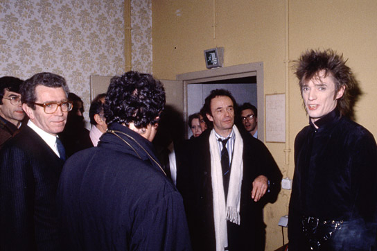 Blixa Bargeld (rechts) in "Elektrokohle (Von wegen)" (2009)
