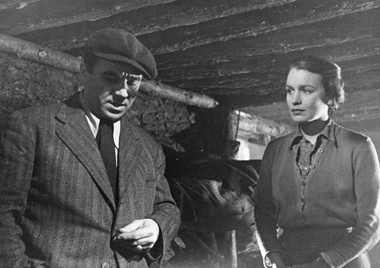 Walter Richter, Lotte Koch (v.l.n.r.) in "Morituri" (1948)