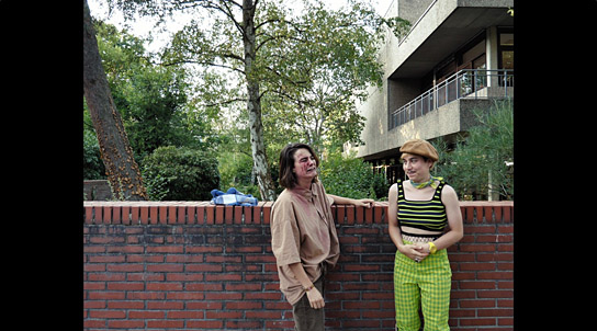 Marlene-Sophie Haagen, Greta Katharina Klein, Maxence Leveugle (v.l.n.r.) in "Tangorabatt" (2024)