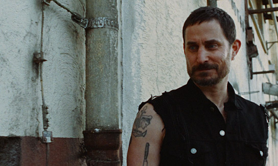 Clemens Schick in "Rave On" (2025)