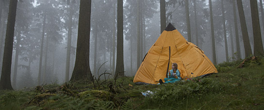 Janina Lutter in "Brennnesselbad" (2022)