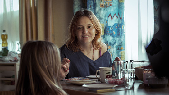 Laura Tonke in "22 Bahnen" (2025)