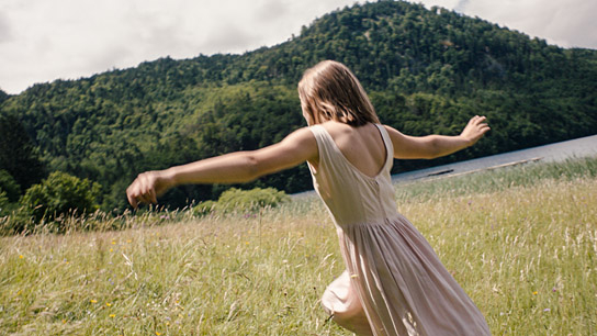 Elise Krieps in "Karla" (2025)