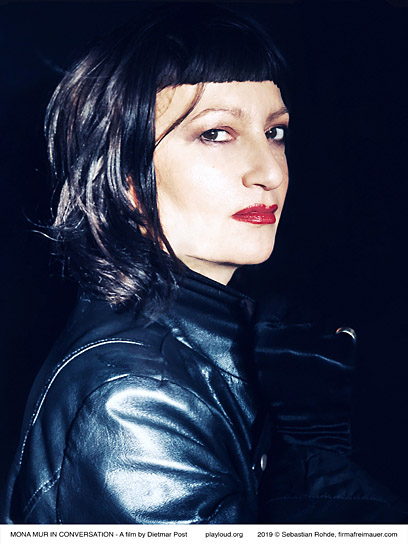 Mona Mur, 2019 ("Mona Mur im Gespräch", 2024)