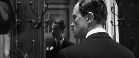 August Diehl in "Das Verschwinden des Josef Mengele" (2025)