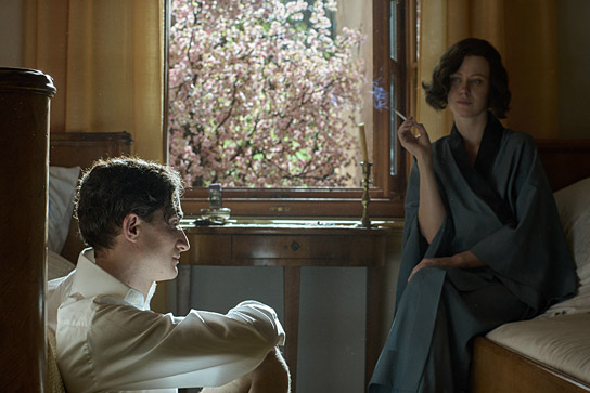 Idan Weiss, Jenovéfa Boková (v.l.n.r.) in "Franz K." (2025)