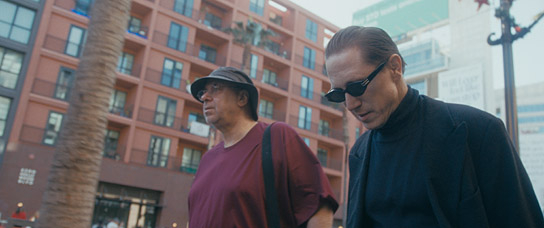 Max Bertani, Timo Jacobs (v.l.n.r.) in "Hochstapler und Ponys" (2024)