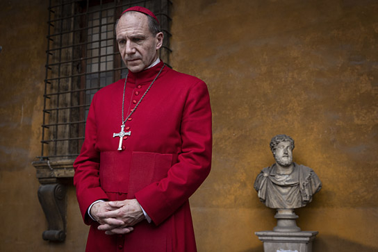 Ralph Fiennes in "Konklave" (2024)