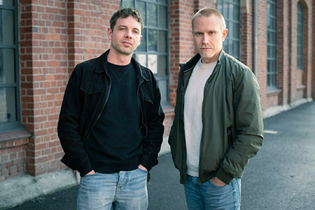 Max Ahrens, Maik Lüdemann (v.l.n.r.) ("Kein Land Für Niemand - Abschottung eines Einwanderungslandes", 2025)