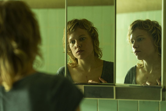 Julia Franz Richter in "Welcome Home Baby" (2025)