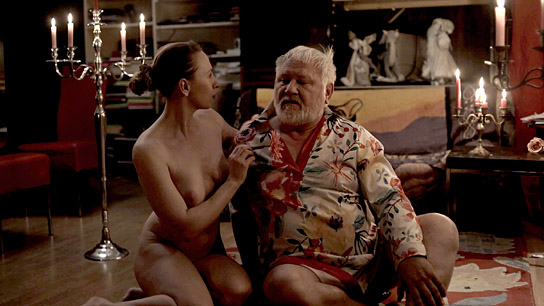 Susanne Bantel, Armin Dallapiccola (v.l.n.r.) in "Satanische Sau" (2025)