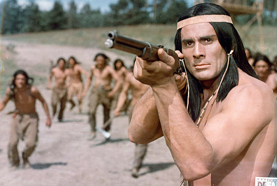Gojko Mitić (vorne) in "Spur des Falken" (1968)