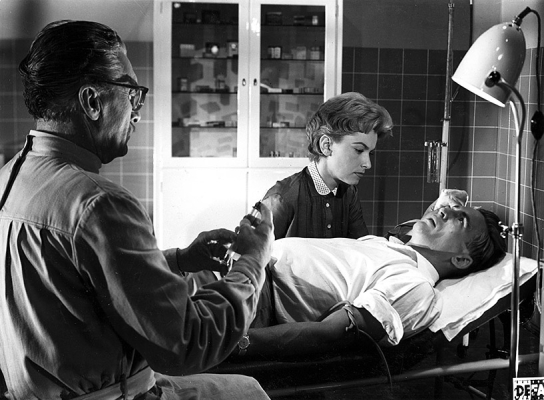 Herbert Dirmoser, Christine Laszar, Jürgen Frohriep (v.l.n.r.) in "Weißes Blut" (1959)