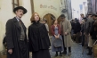 Johannes Herrschmann, Birgit Minichmayr in "Die Verführerin Adele Spitzeder" (2011); Quelle: Jaqueline Krause-Burberg, © Bayrischer Rundfunk, Jaqueline Krause-Burberg