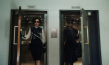 Maria Schrader, Florence Kasumba (v.l.n.r.) in "Deutschland 86" [Episode 1] (2018); Quelle: Amazon, DFF, © UFA Fiction GmbH, Two Oceans Productions (Pty) Limited, African Photo Productions, Foto: Anika Molnár