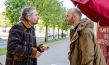Jörg Witte, Leon Ullrich (v.l.n.r.) in "Eichwald, MdB" [Staffel 2, Episode 5] (2019); Quelle: ZDF, DFF, © ZDF, Maor Waisburd