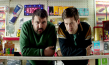 Şahin Eryılmaz, Franz Dinda (v.l.n.r.) in "Ronny & Klaid" (2018); Quelle: Studio Hamburg Enterprises, DFF, © Studio Hamburg Enterprises