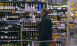 "Alkohol - Der globale Rausch" (2019); Quelle: Tiberius Film, DFF, © 2020 Tiberius Film, EIKON Filmproduktion, Miramonte Film