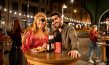 Palina Rojinski, Elyas M'Barek in "Nightlife" (2020); Quelle: Warner Bros. Pictures Germany, DFF, © 2019 Warner Bros. Ent., Frédéric Batier