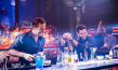 Frederick Lau, Elyas M'Barek (v.l.n.r.) in "Nightlife" (2019); Quelle: Warner Bros. Pictures Germany, DFF, © 2019 Warner Bros. Ent., Frédéric Batier