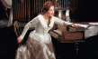 Melitta Muszely (als Antonia) in "Hoffmanns Erzählungen" (1970); Quelle: Arthaus Musik, Henschel Verlag, © Clemens Kohl