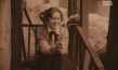 Screenshot aus "Frau auf Dachboden" (192?)