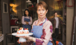 Shelley Conn, Celia Imrie, Shannon Tarbet (v.l.n.r.) in "Love Sarah - Liebe ist die wichtigste Zutat" (2020); Quelle: Weltkino Filmverleih, DFF, © FEMME FILMS