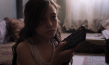 Aesha Balasem in "Tala'vision" (2020); Quelle: Filmfestival Max Ophüls Preis 2021, © Philip Henze