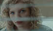 Luisa-Céline Gaffron in "Stillstehen" (2019); Quelle: farbfilm verleih, DFF, © CALA Filmproduktion GmbH, Francesco di Giacomo