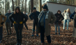 Natalia Belitski (3.v.l.), Giuseppe Battiston (vorne Mitte), Hildegard Schroedter (rechts) in "Stillstehen" (2019); Quelle: farbfilm verleih, DFF, © CALA Filmproduktion GmbH, Francesco di Giacomo