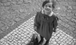 Screenshot mit Beatrice Förster aus "Putti" (1952); Quelle: SLUB Dresden, © SLUB Dresden, Filmverband Sachsen (Dresden), Hirsch Film (Dresden)