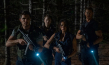 Robbie Amell, Chad Rook, Hannah John-Kamen, Tom Hopper (v.l.n.r.) in "Resident Evil: Welcome to Raccoon City" (2020); Quelle: Constantin Film Verleih, DFF, © 2021 CTMG