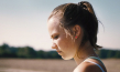 Saskia Rosendahl in "Niemand ist bei den Kälbern" (2021); Quelle: Filmwelt Verleihagentur, DFF, © Filmwelt Verleihagentur, Weydemann Bros., Foto: Max Preiss