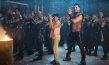 Shan Robitzky, Terence Lewis (vorne v.l.n.r.) in "Träume sind wie wilde Tiger" (2021); Quelle: Wild Bunch Germany, DFF, © 2021 Wild Bunch Germany, NFP neue film produktion