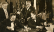 Eduard von Winterstein (2.v.r.), Carl de Vogt (rechts) in "Dämon Zirkus" (1923); Quelle: DFF