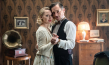 Anna Maria Mühe, Volker Bruch (v.l.n.r.) in "Der Pfad" (2021); Quelle: Warner Bros. Pictures Germany, DFF, © 2021 Eyrie Entertainment GmbH, Warner Bros. Entertainment GmbH, Foto: Wolgang Ennenbach