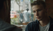 Mathias Herrmann, Marvin Nando Nenning (v.l.n.r.) in "Blaues Rauschen" (2022); Quelle: 72. Internationale Filmfestspiele Berlin (Katalog), © Dennis Banemann