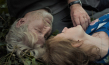 Rolf Lassgård, Dagmar Manzel (v.l.n.r.) in "Ein großes Versprechen" (2021); Quelle: Filmperlen, DFF, © Nikolai von Graevenitz, Tamtam Film