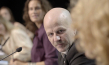 Céline Yildirim, Luise Helm, Saralisa Volm, Rolf Peter Kahl, Heike-Melba Fendel (v.l.n.r.) in "Als Susan Sontag im Publikum saß" (2021), Quelle: Real Fiction Filmverleih, DFF, © Studio RPK