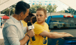 Chris Gann (2.v.l.), Joe Cole (3.v.l.) in "One of These Days" (2021); Quelle: Weltkino Filmverleih, DFF, © Flare Film, Michael Kotschi
