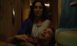 Elmira Bahrami, Ben Münchow (v.o.n.u.) in "Tell me something nice" (2022)