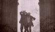 Screenshot mit Kurt Vespermann, Emil Jannings (v.l.n.r.) aus "Das große Licht" (1920)