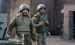 Martin McCann, Thomas Kretschmann (v.l.n.r.) in "Last Contact" (2023)