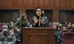 Reyhaneh Jabbari (vorne) ("Sieben Winter in Teheran", 2023)