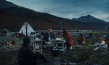 Mark Stanley (am Tisch rechts), Camilo Arancibia (2.v.r.), Benjamin Westfall (rechts) in "Colonos" (2023)